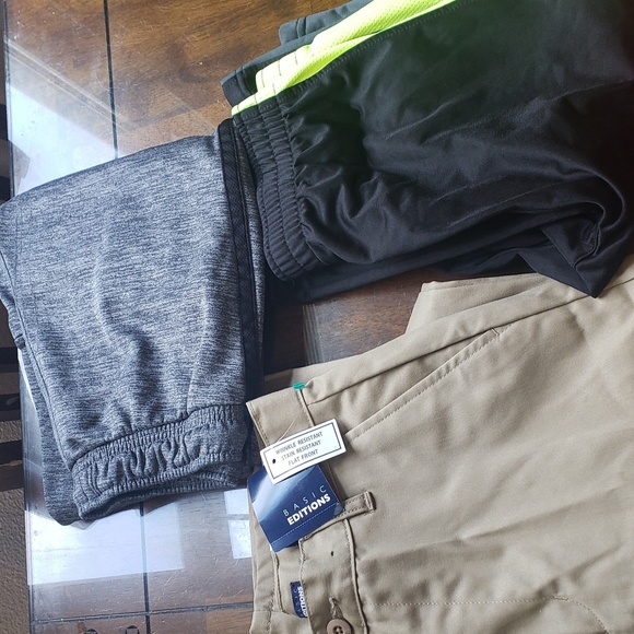 Boys 14/16 Bundle deal!!! Shirts and New Pants - Picture 4 of 12